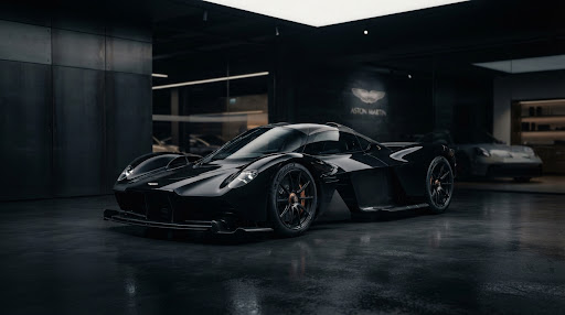 Vehículo de alta gama en showroom